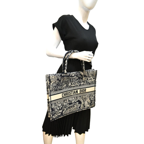 CHRISTIAN DIOR Book Medium Toile De Jouy Reverse Embroidery Tote Bag Blue