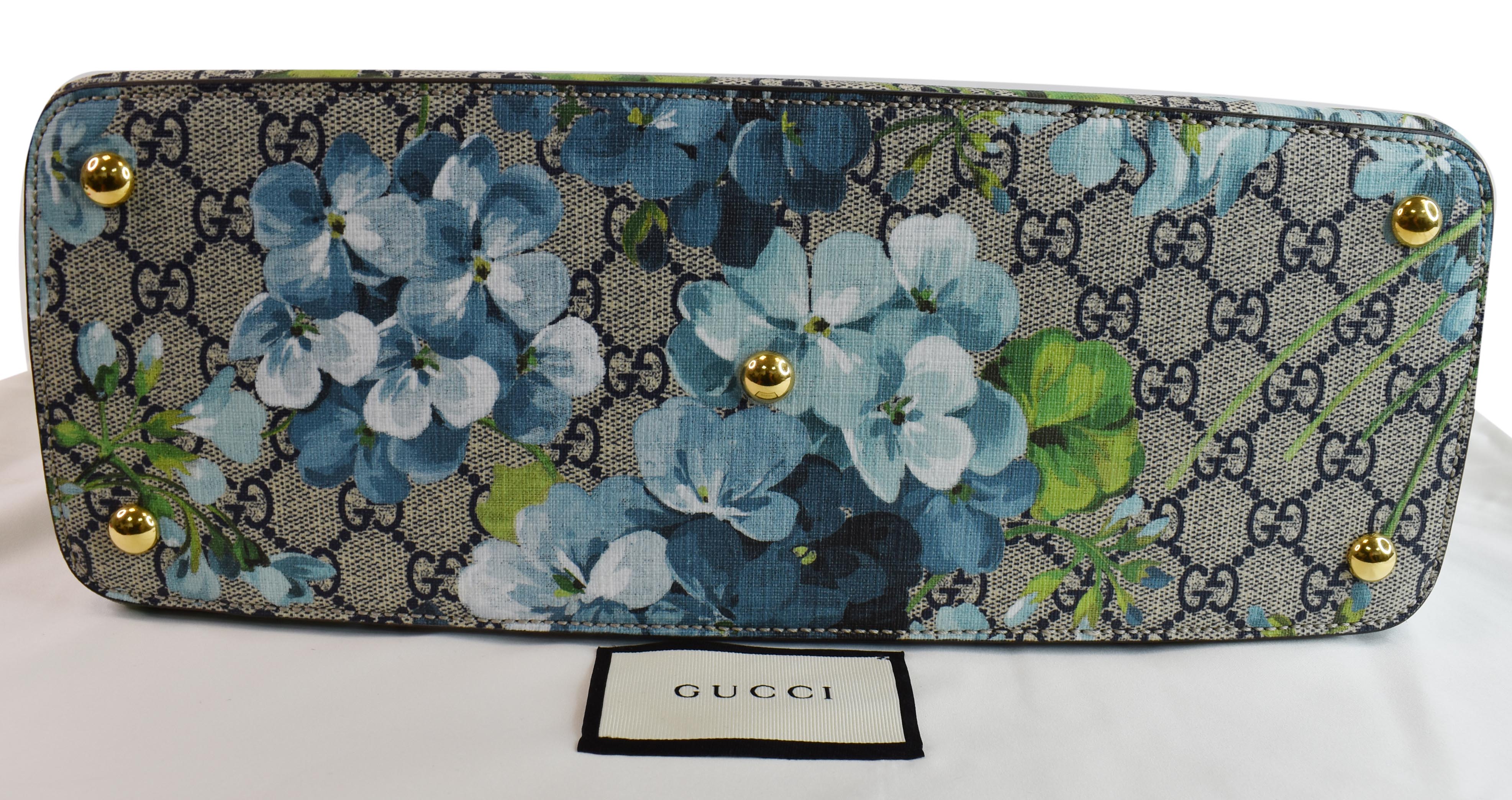nomorecase on X: Gucci Lastest iPhone 7 Women Flower Leather