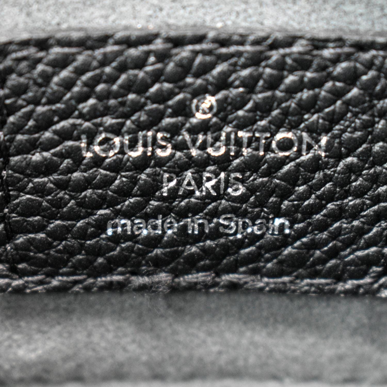 Shop Louis Vuitton MAHINA 2022 SS Beaubourg hobo mm (M56073