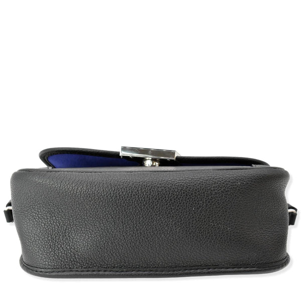 LOUIS VUITTON Buci Epi Grained Leather Shoulder Bag Black