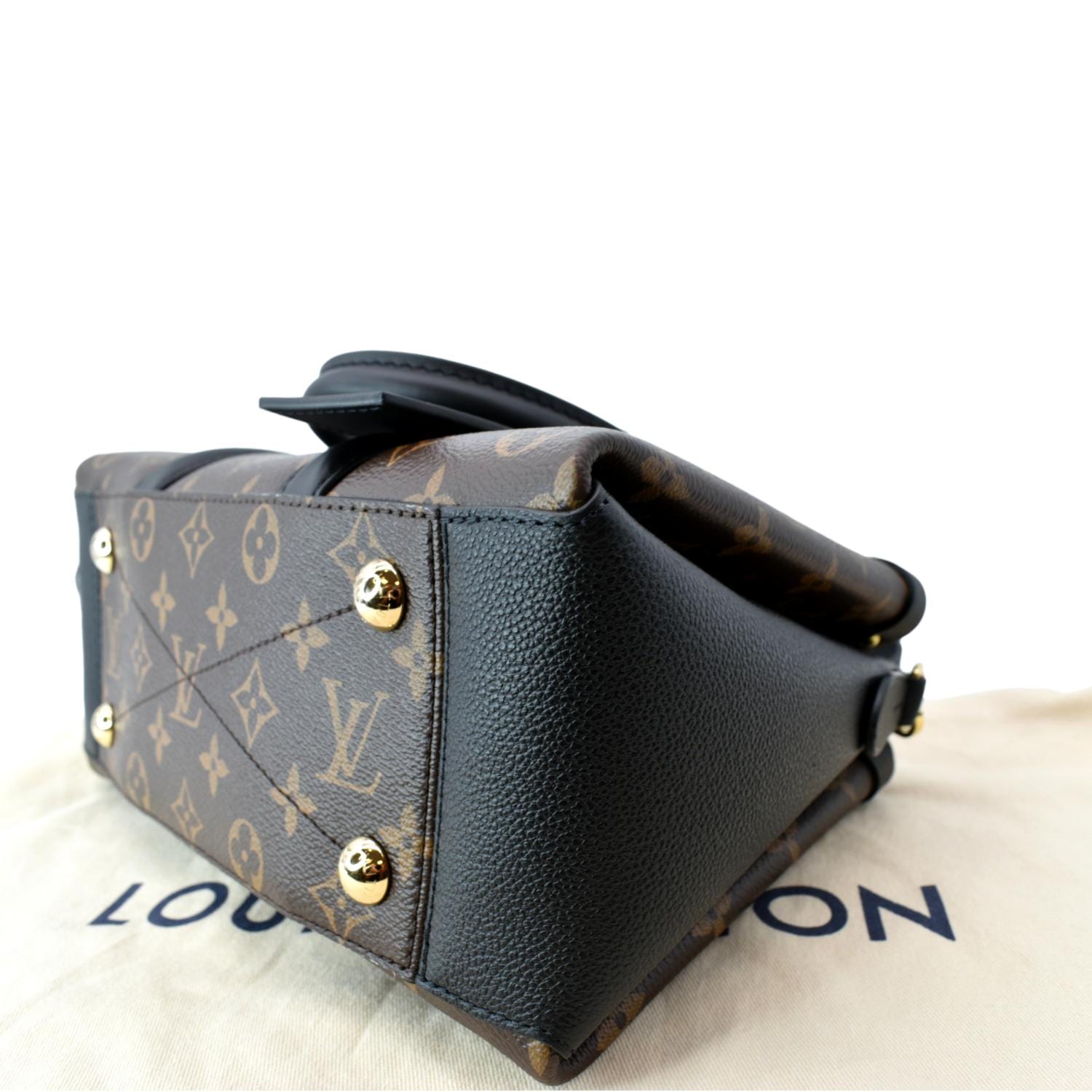 Mint Cond! Louis Vuitton Soufflot BB Crossbody Mono with Black