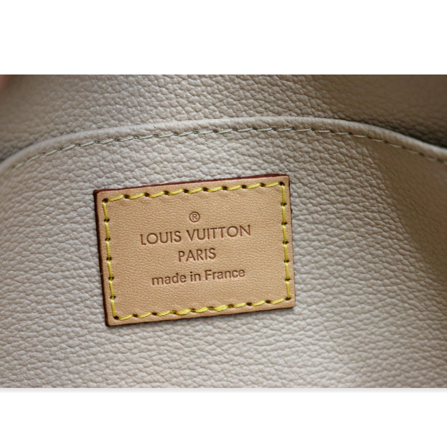 LOUIS VUITTON Damier Azur Cosmetic Pouch GM 1307907