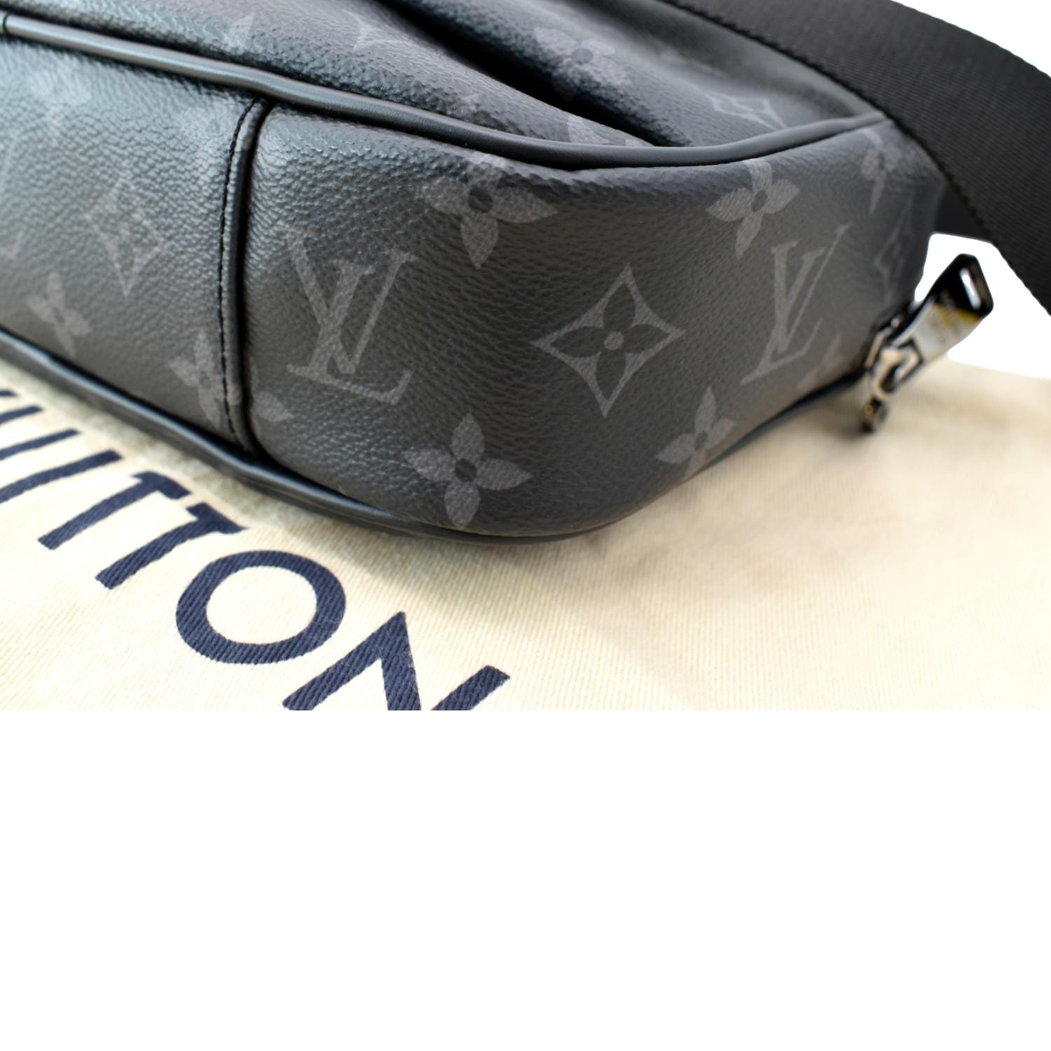 Louis Vuitton Monogram Eclipse Canvas Bumbag Explorer Bag