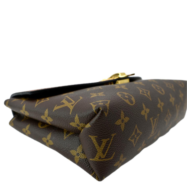 Louis Vuitton Case Ipad Monogram Brown in Toile Canvas with Gold