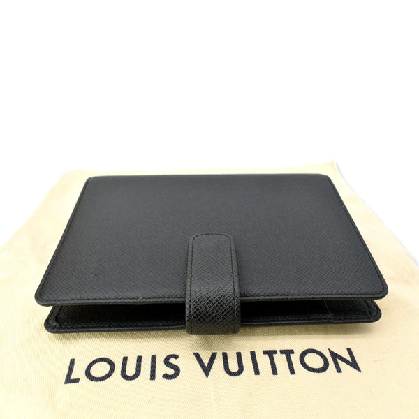 LOUIS VUITTON Taiga Leather Small Ring Agenda Cover Black