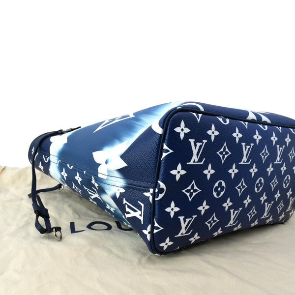 LOUIS VUITTON Neverfull LV Escale MM Monogram Shoulder Bag Blue