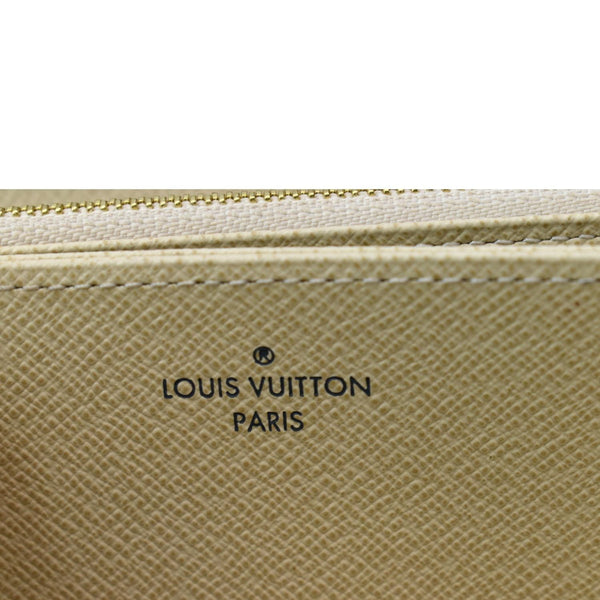 LOUIS VUITTON Damier Azur Zippy Wallet White