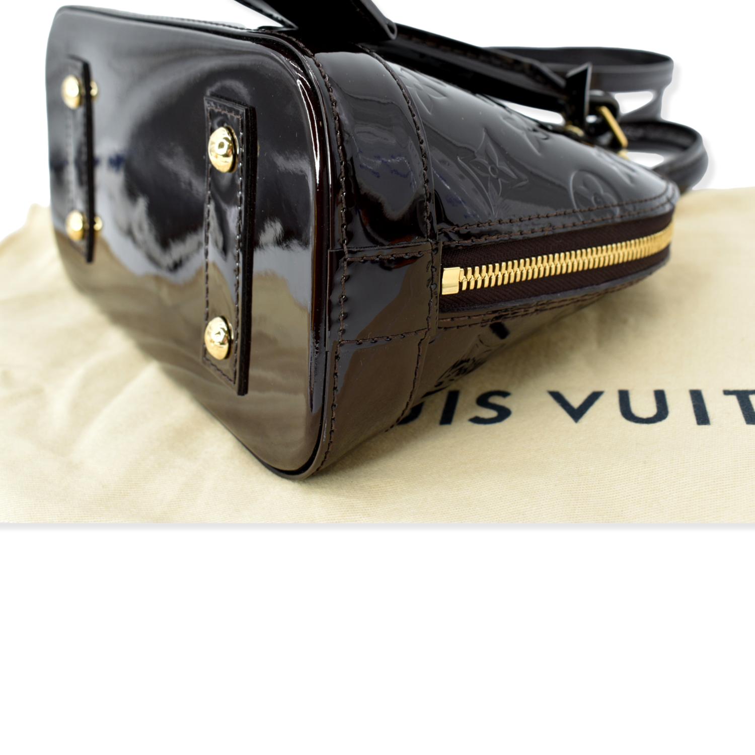 LOUIS VUITTON Alma BB Vernis Leather Satchel Crossbody Bag Amarante