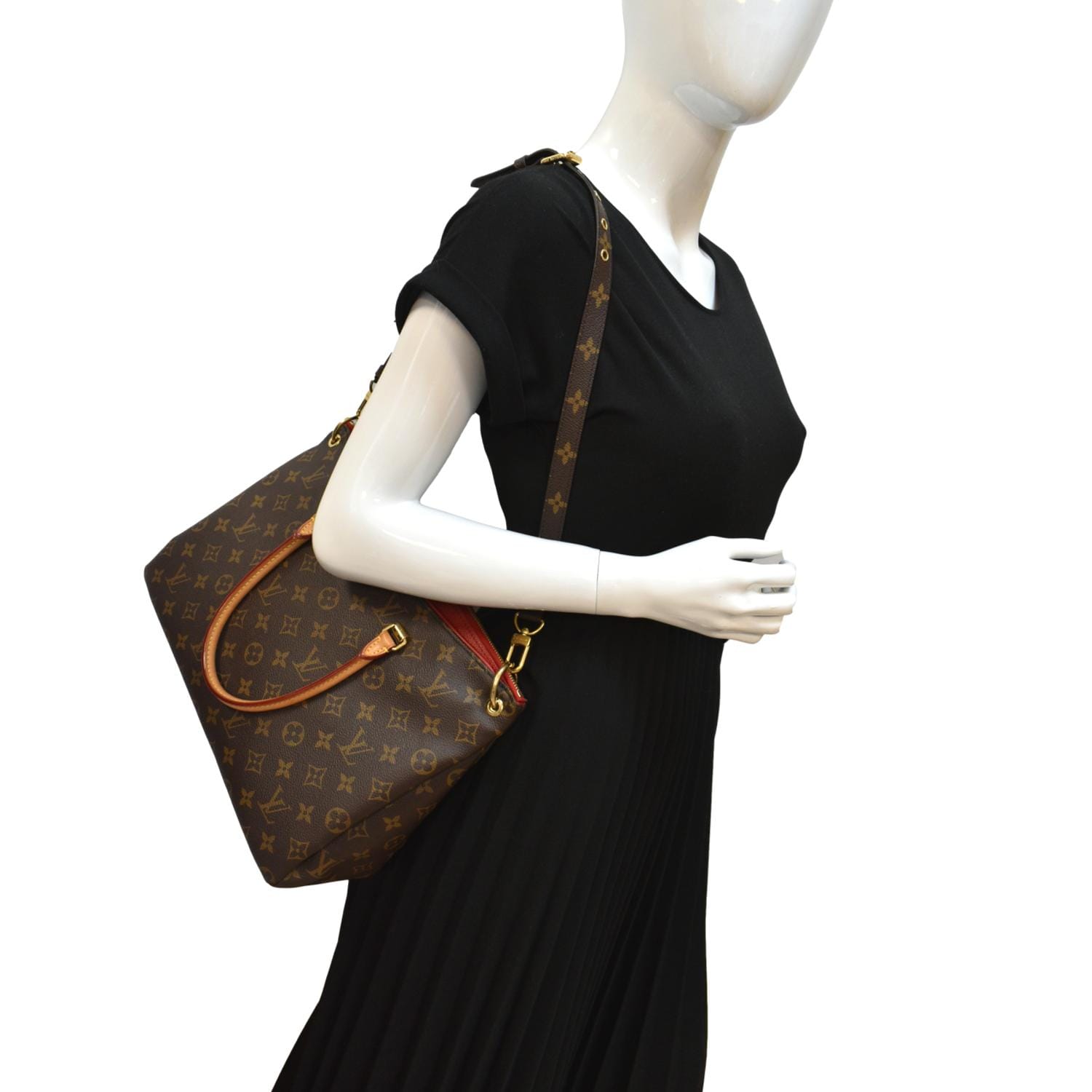 Louis Vuitton Pallas Monogram MM, Women's Fashion, Bags & Wallets