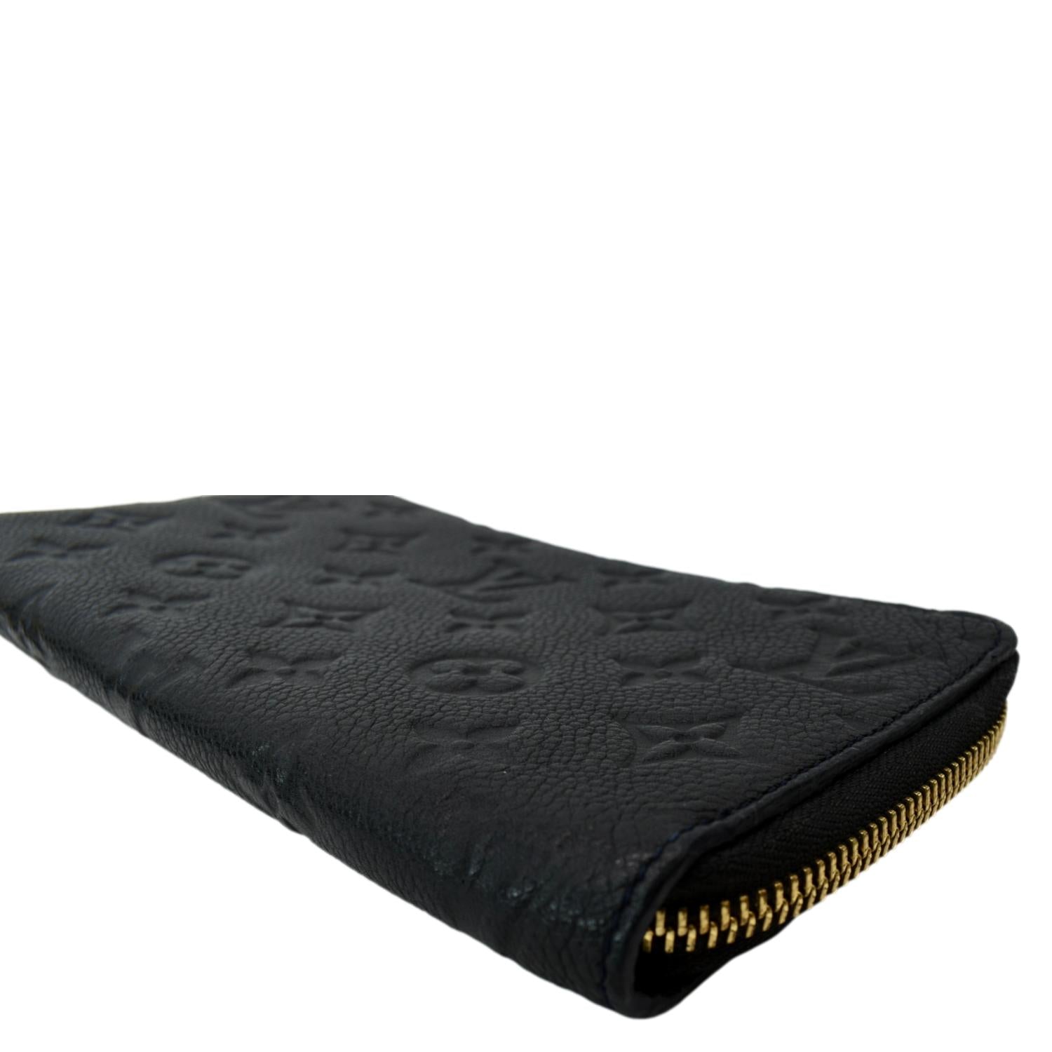 Women's Black Leather Zip Wallet - Clémence Empreinte
