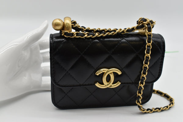 CHANEL 21A Mini Flap Coin Leather Purse Crossbody Bag Black