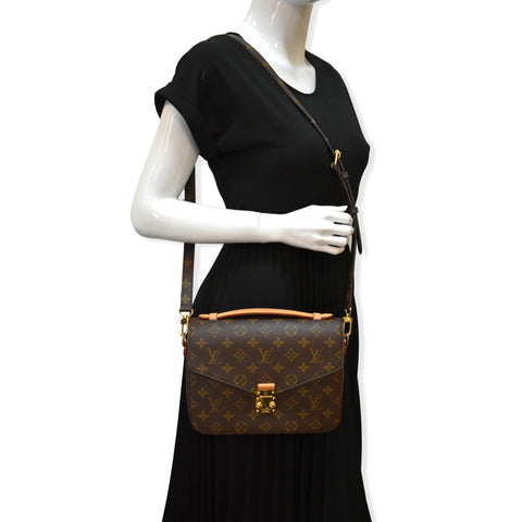 LOUIS VUITTON  Metis Pochette Monogram Canvas Crossbody Bag Brown