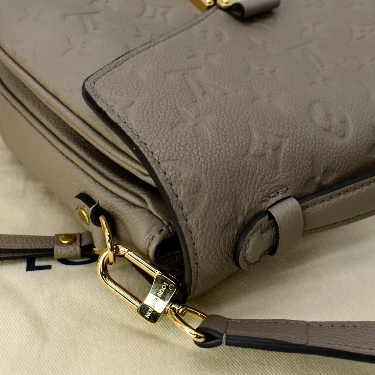 Re-purposed LV Genuine leather Original LV strap Donna Crossbody