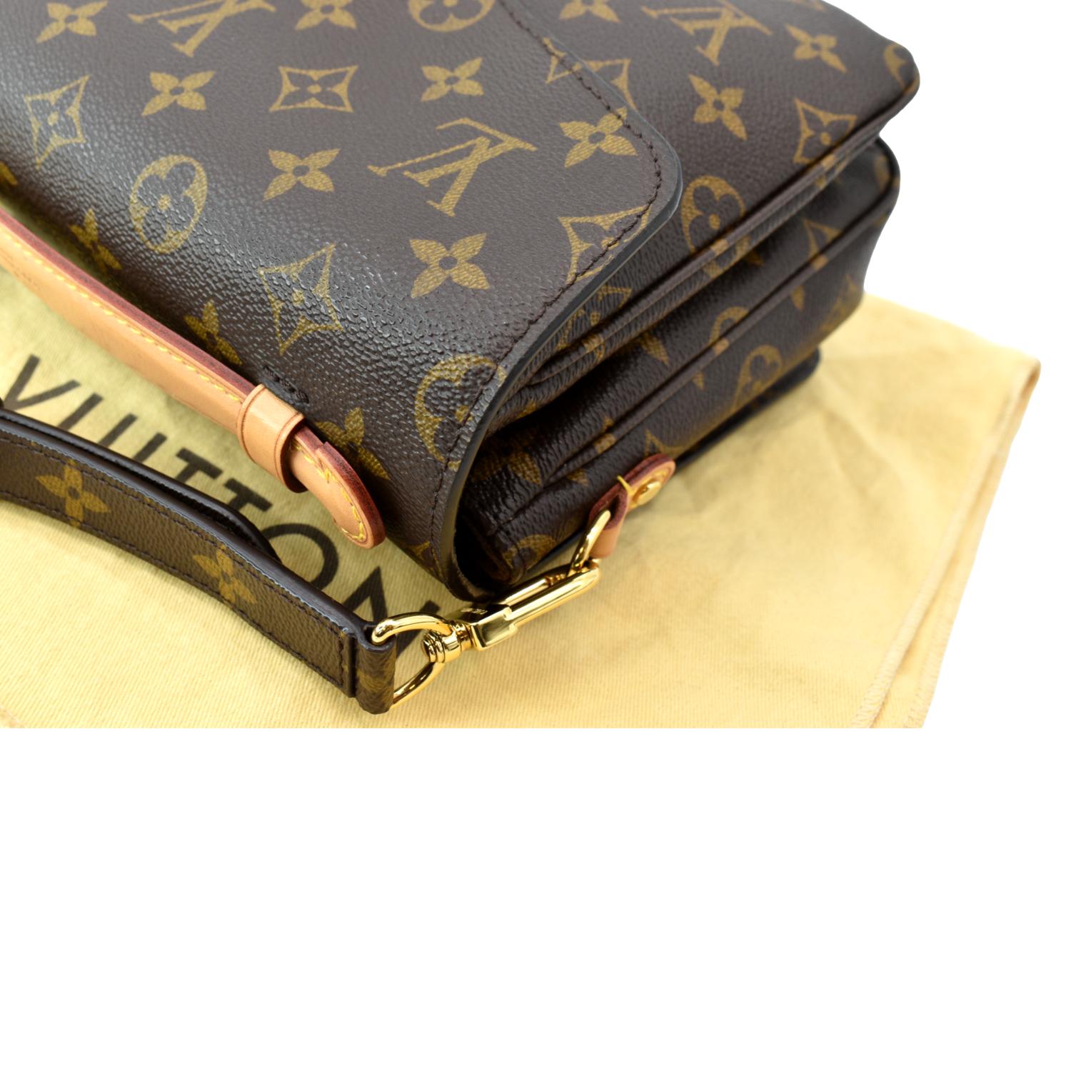 Metis leather crossbody bag Louis Vuitton Brown in Leather - 32224187