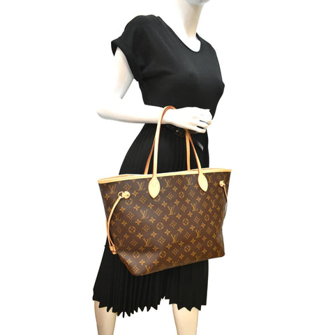 LOUIS VUITTON Neverfull MM Monogram Canvas Tote Bag Brown
