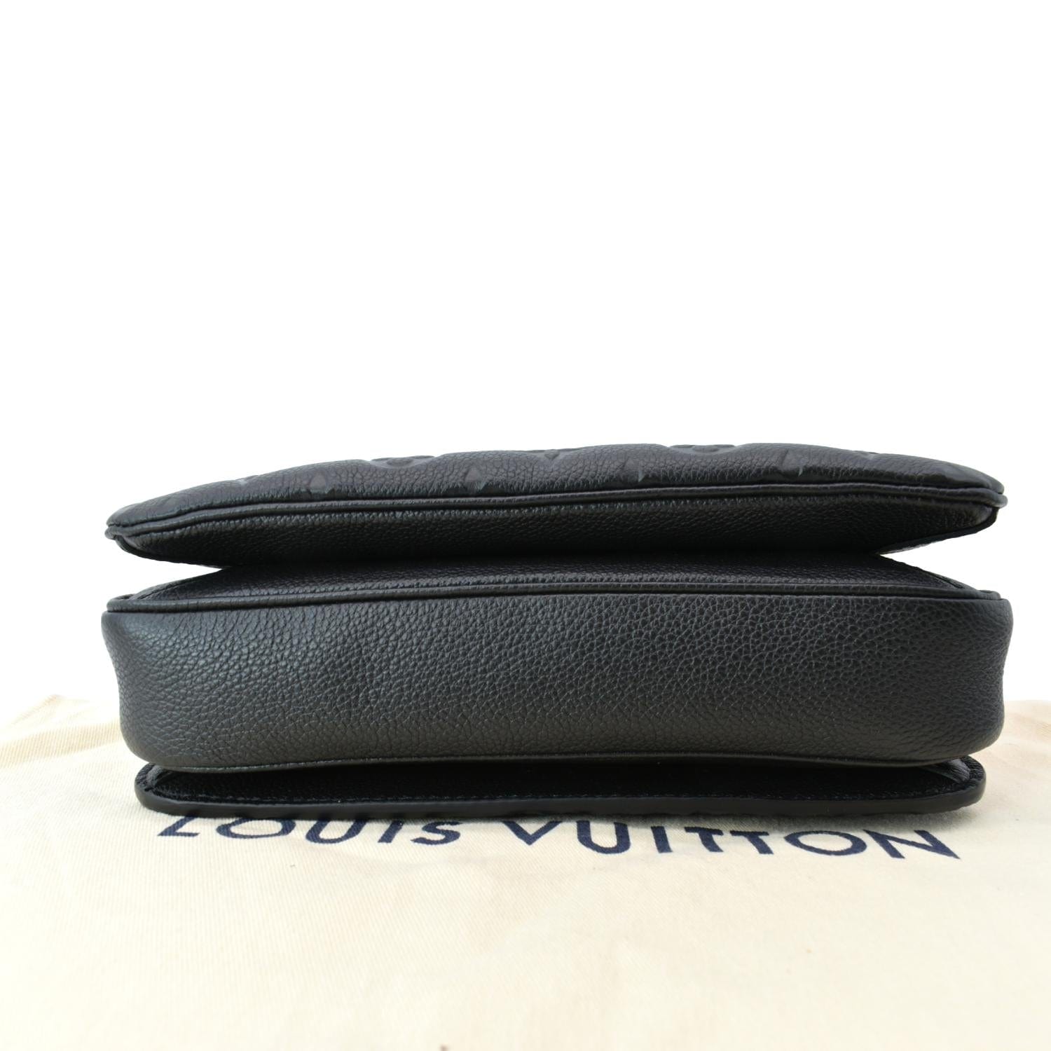 LOUIS VUITTON #42701 Pochette Metis Black and White Crossbody Bag – ALL  YOUR BLISS