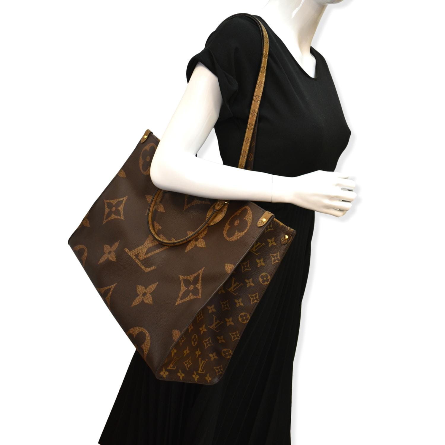 Louis Vuitton ONTHEGO Tote Giant Brown Monogram bag 2019 ON THE GO