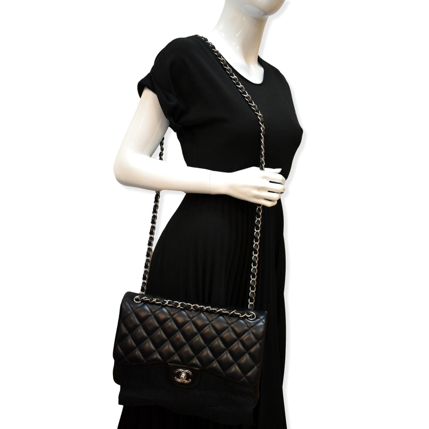 Chanel Single Flap Shoulder Bag Black Quilted Lambskin Leather