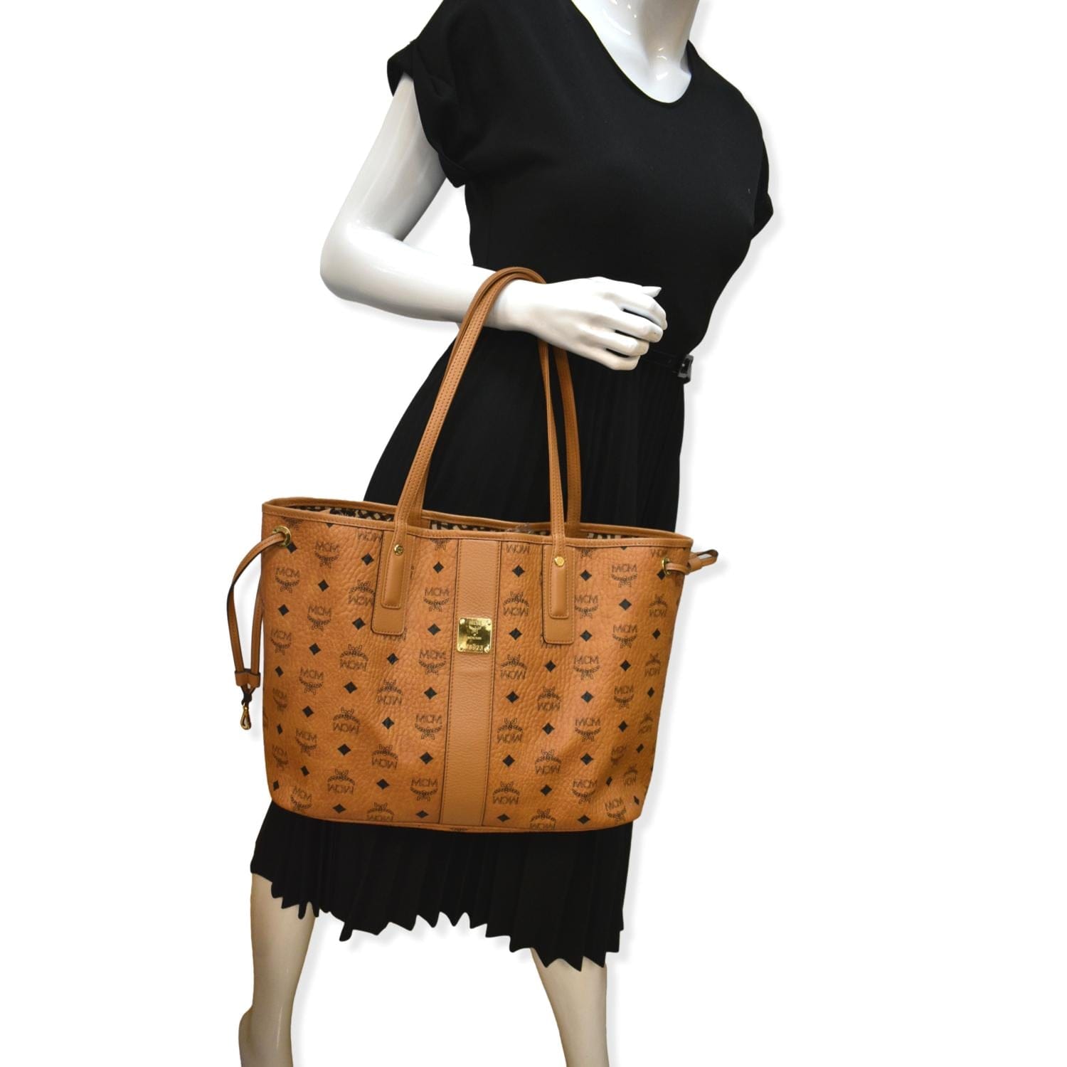 MCM Medium Reversible Black Leather Women's Shopper Bag