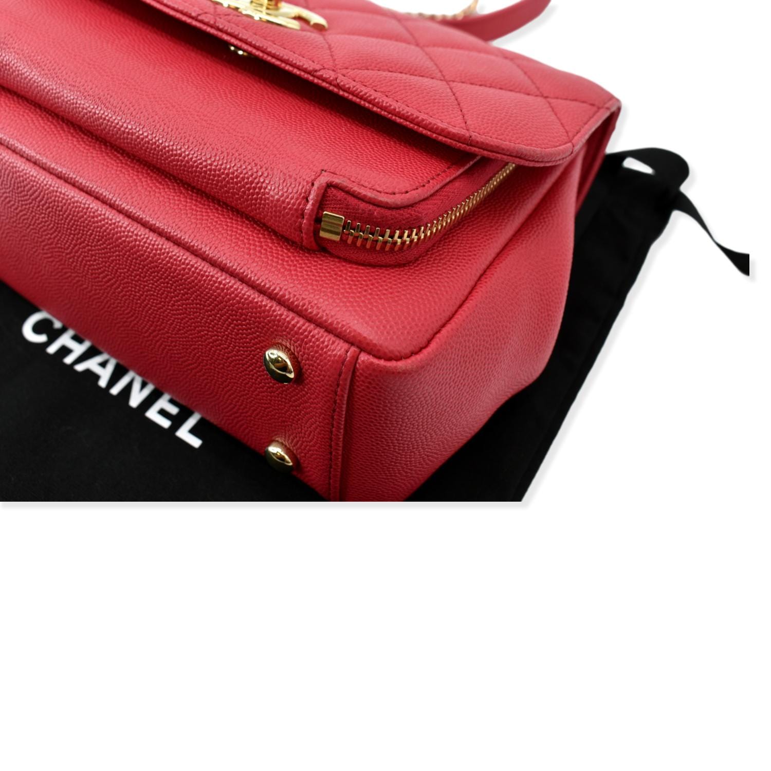 CHANEL Matelasse Chain Flap Shoulder Bag Lamb Skin Turn Lock Red CC Auth  29038