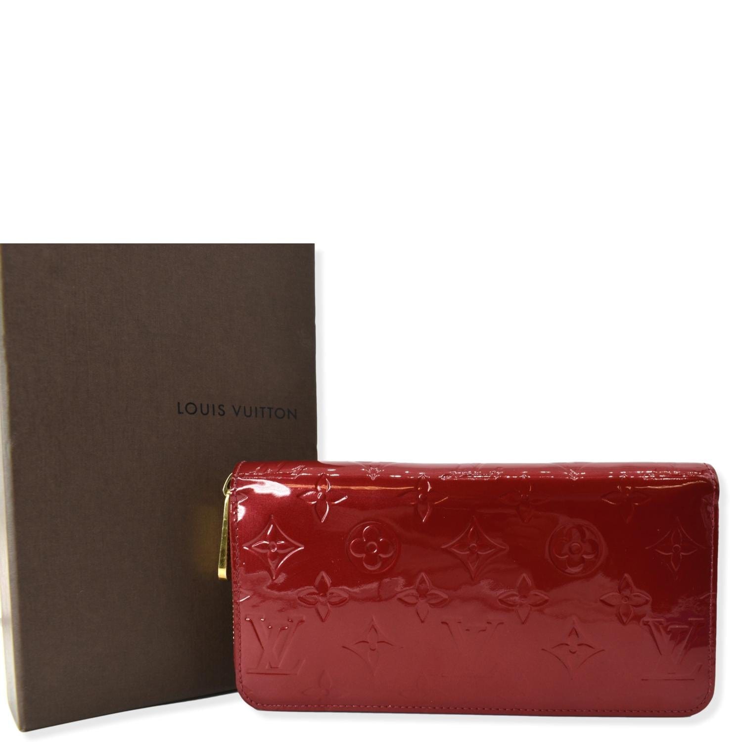 LOUIS VUITTON Vernis: Peony Pink, LV Logo Patent Leather Card Wallet  (xp)