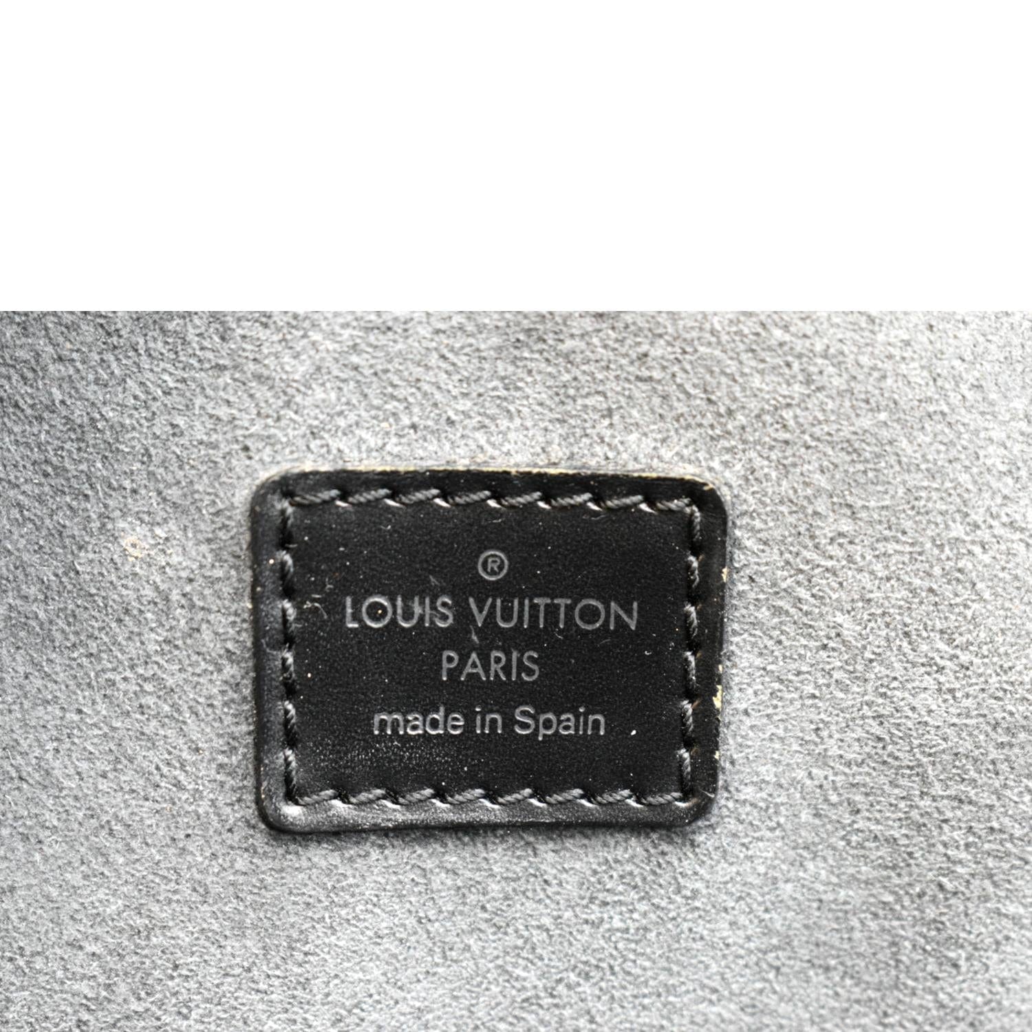 LOUIS VUITTON Voltaire Epi Leather Shoulder Bag Black