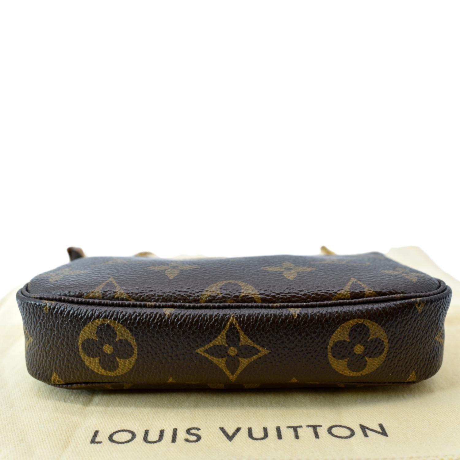 Louis Vuitton Mini Pochette Accessoires Trunk M60417 – Timeless