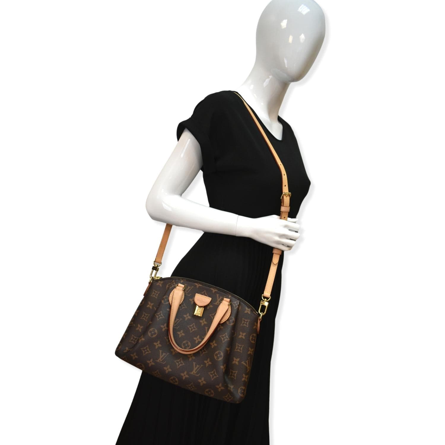 Auth. Louis Vuitton Rivoli Shoulder Crossbody Bag MM C.O.A EUC $2400 READ  ALL