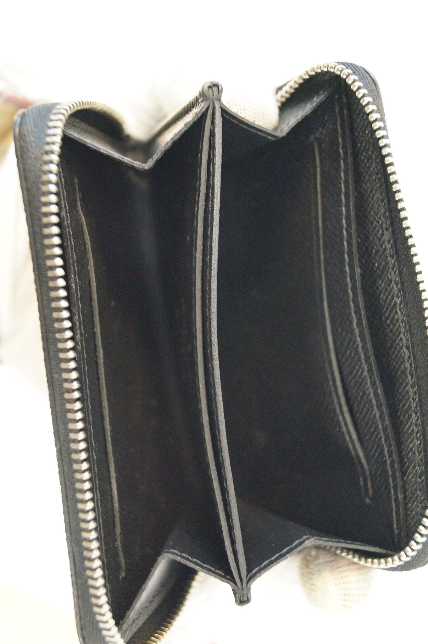 Louis Vuitton Zippy Coin Purse Damier Graphite Vertical at 1stDibs  zippy  coin purse vertical, zippy coin purse review, louis vuitton coin purse  damier