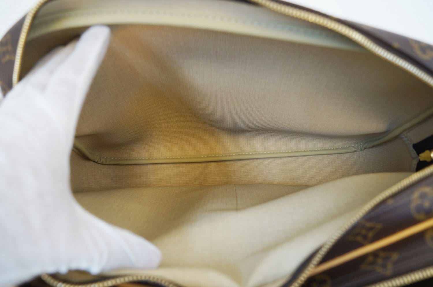 Reporter GM Monogram – Keeks Designer Handbags