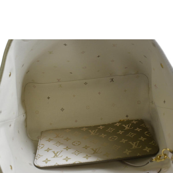 Louis Vuitton Neverfull MM Monogram Coated Tote Bag - Inside