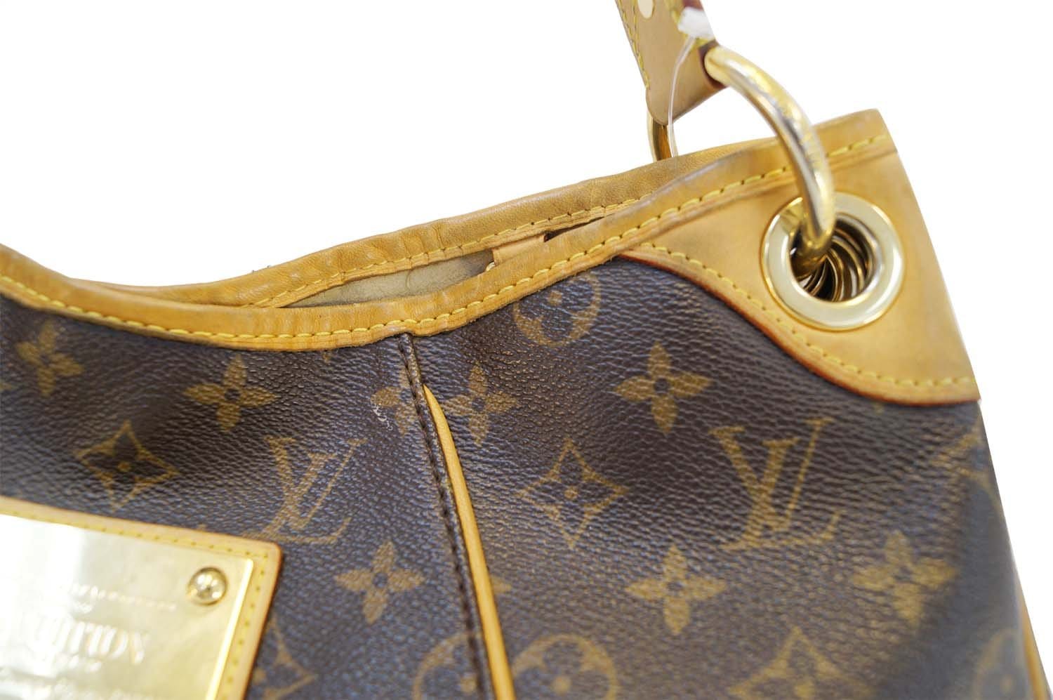 Louis Vuitton, Galliera PM shoulder bag - Unique Designer Pieces