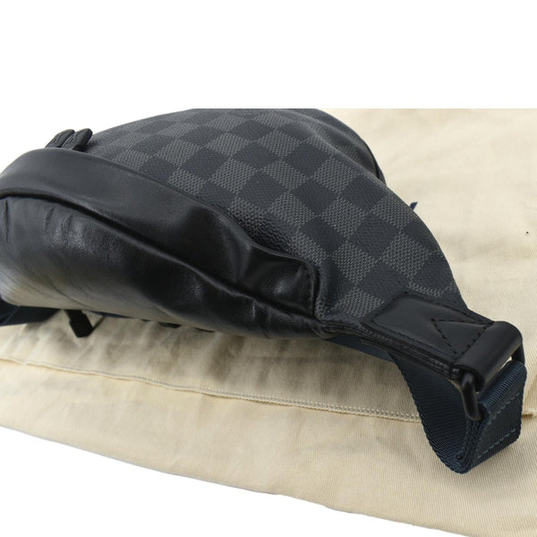 Louis Vuitton Discovery Damier Graphite Leather Bumbag - Top Right