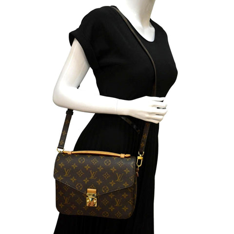 LOUIS VUITTON Metis Pochette Monogram Canvas Crossbody Bag Brown