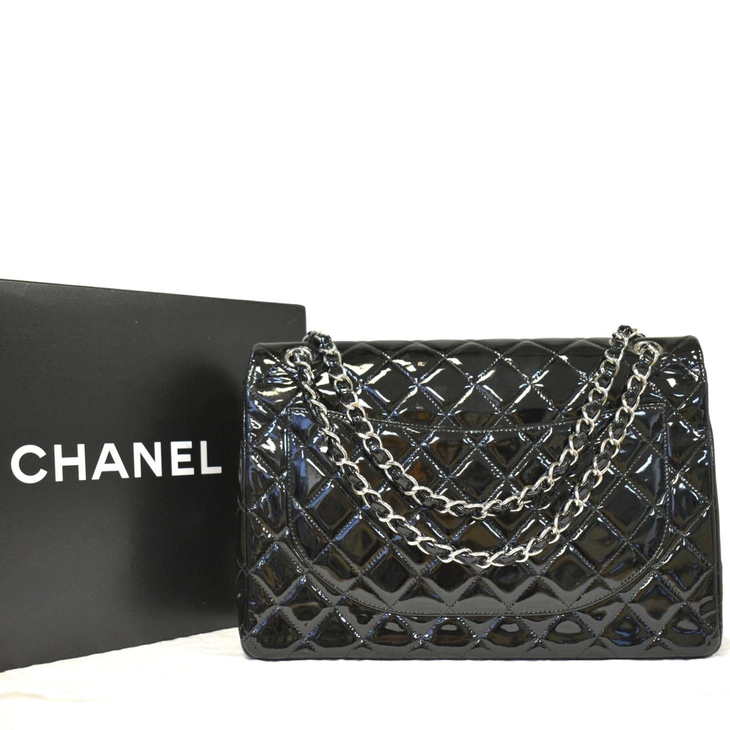 CHANEL Classic Maxi Double Flap Quilted Patent Leather Shoulder Bag Ma