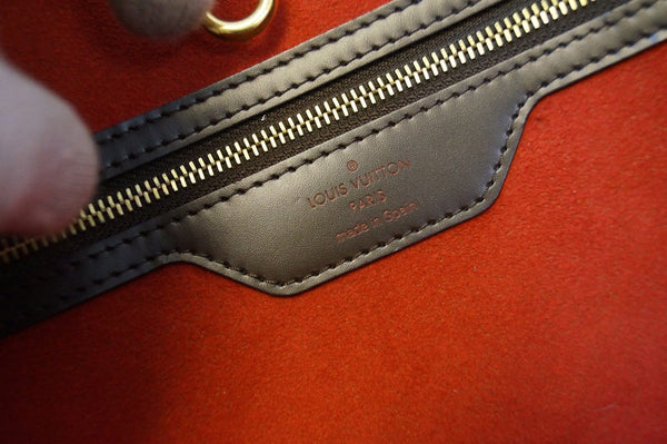 LOUIS VUITTON Hampstead MM Damier Ebene Shoulder Handbag