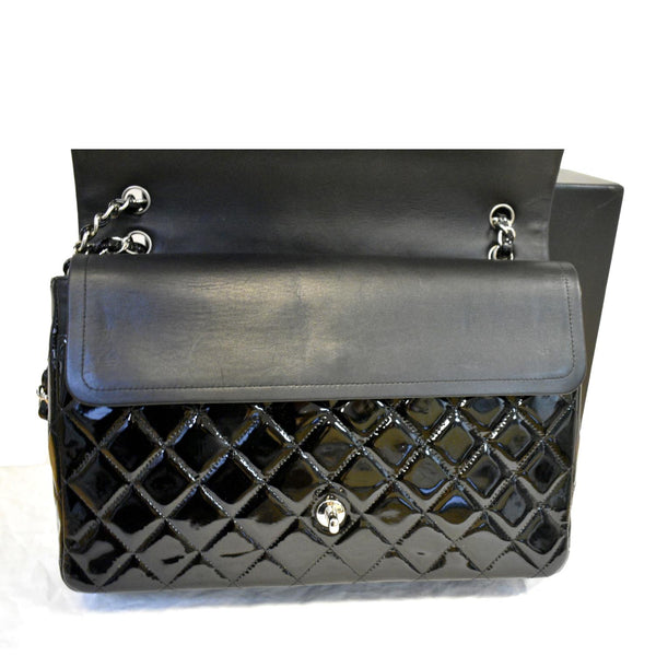 Chanel Classic Maxi Double Flap Leather Shoulder Bag - Open