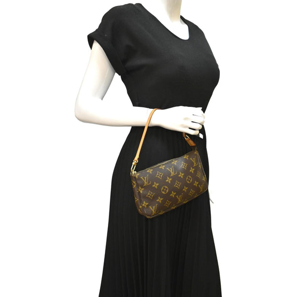 LOUIS VUITTON Pochette Accessoires Monogram Canvas Pouch Bag Brown