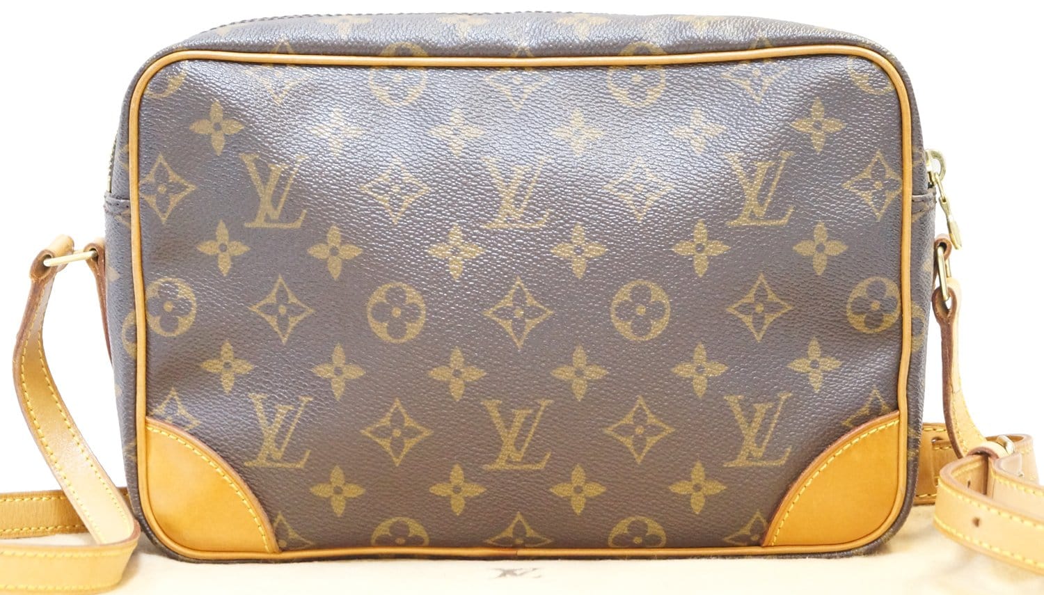 Louis Vuitton 1991 pre-owned Trocadero 27 Shoulder Bag - Farfetch