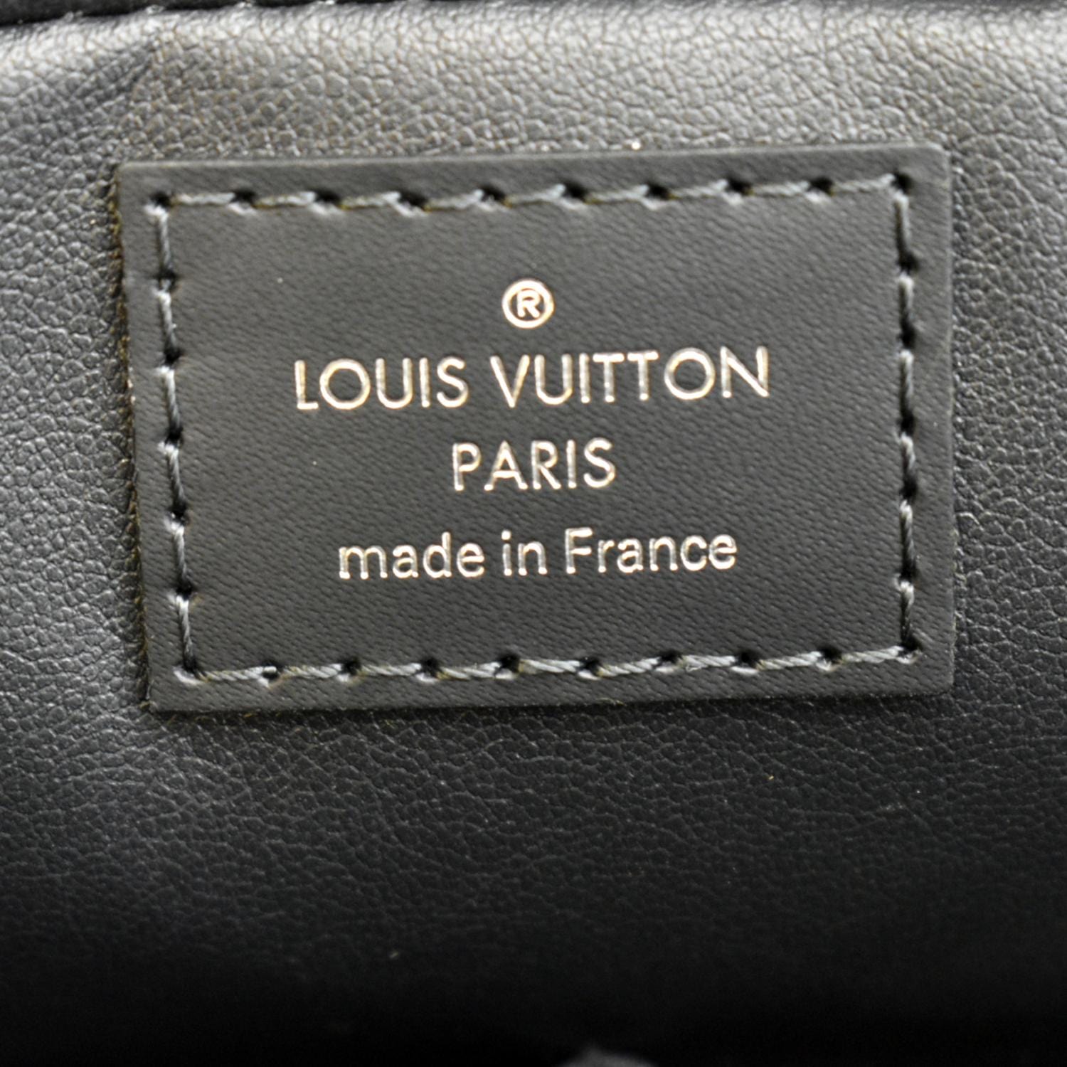 Louis Vuitton DAMIER GRAPHITE Louis Vuitton TOILET POUCH GM