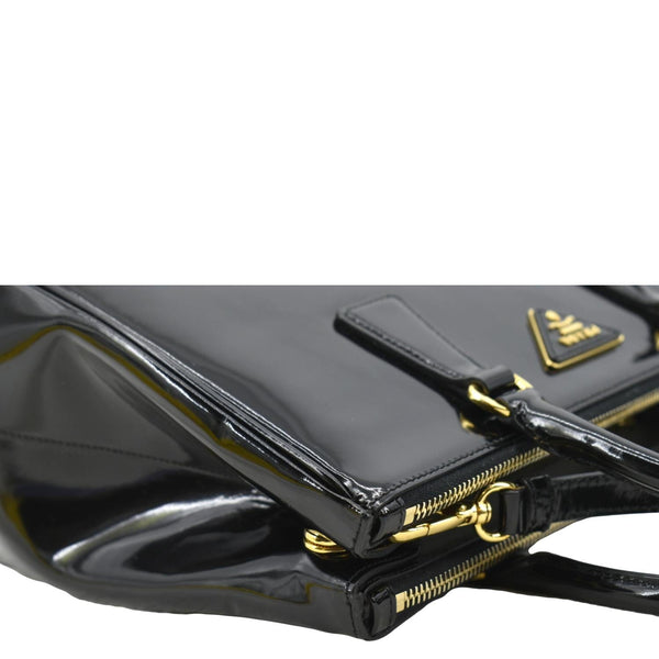 Prada Double Zip Patent Leather Shoulder Bag Black - Top Right