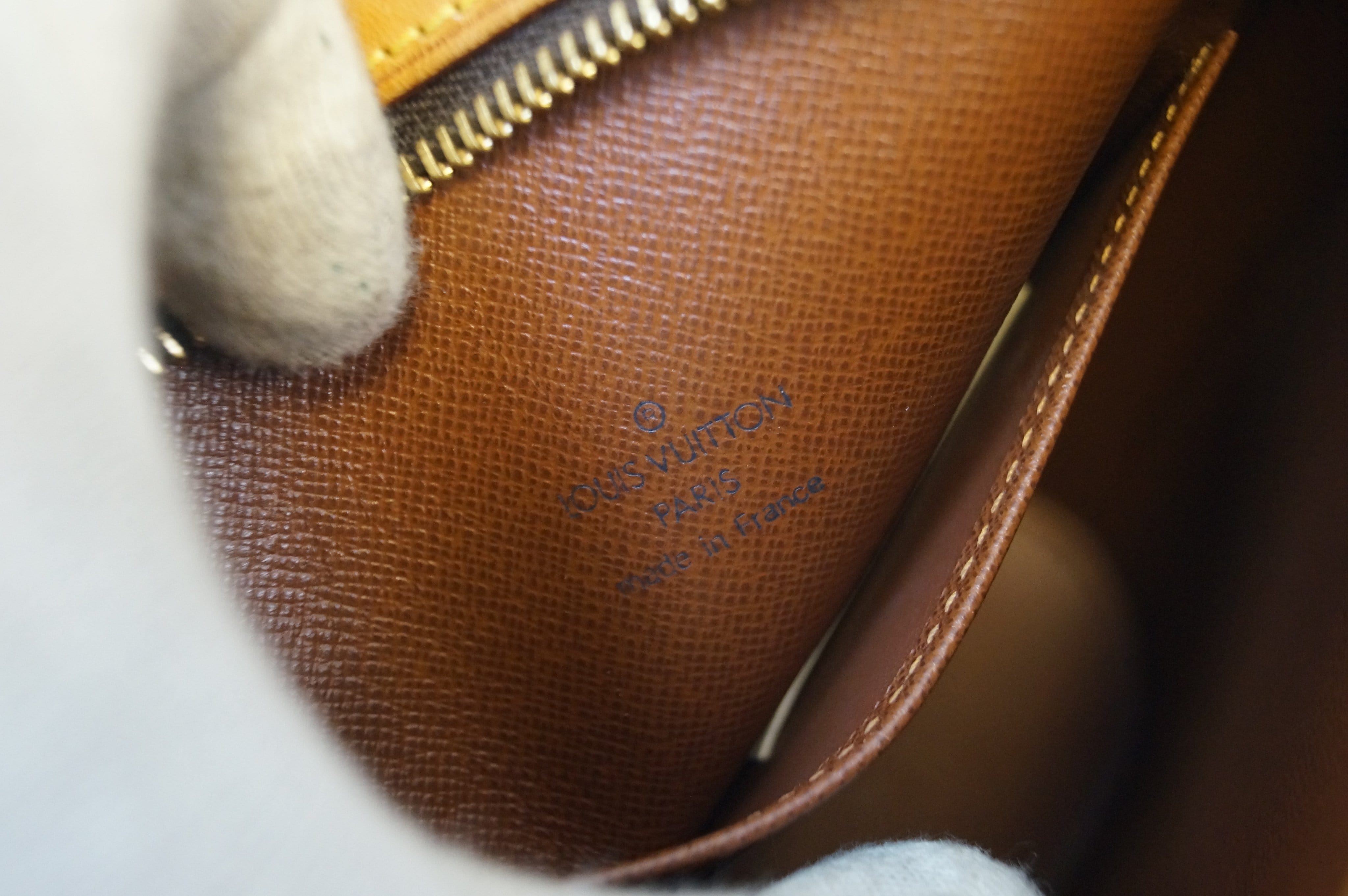 Louis Vuitton Drouot Crossbody Shoulder Bag Purse Monogram M51290 VI0011  160304
