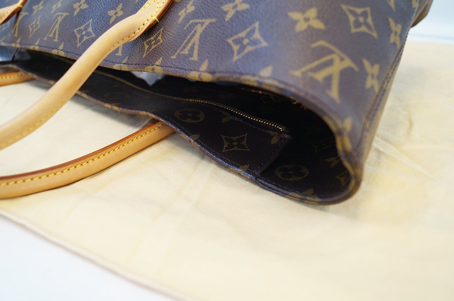 Raspail MM Monogram – Keeks Designer Handbags