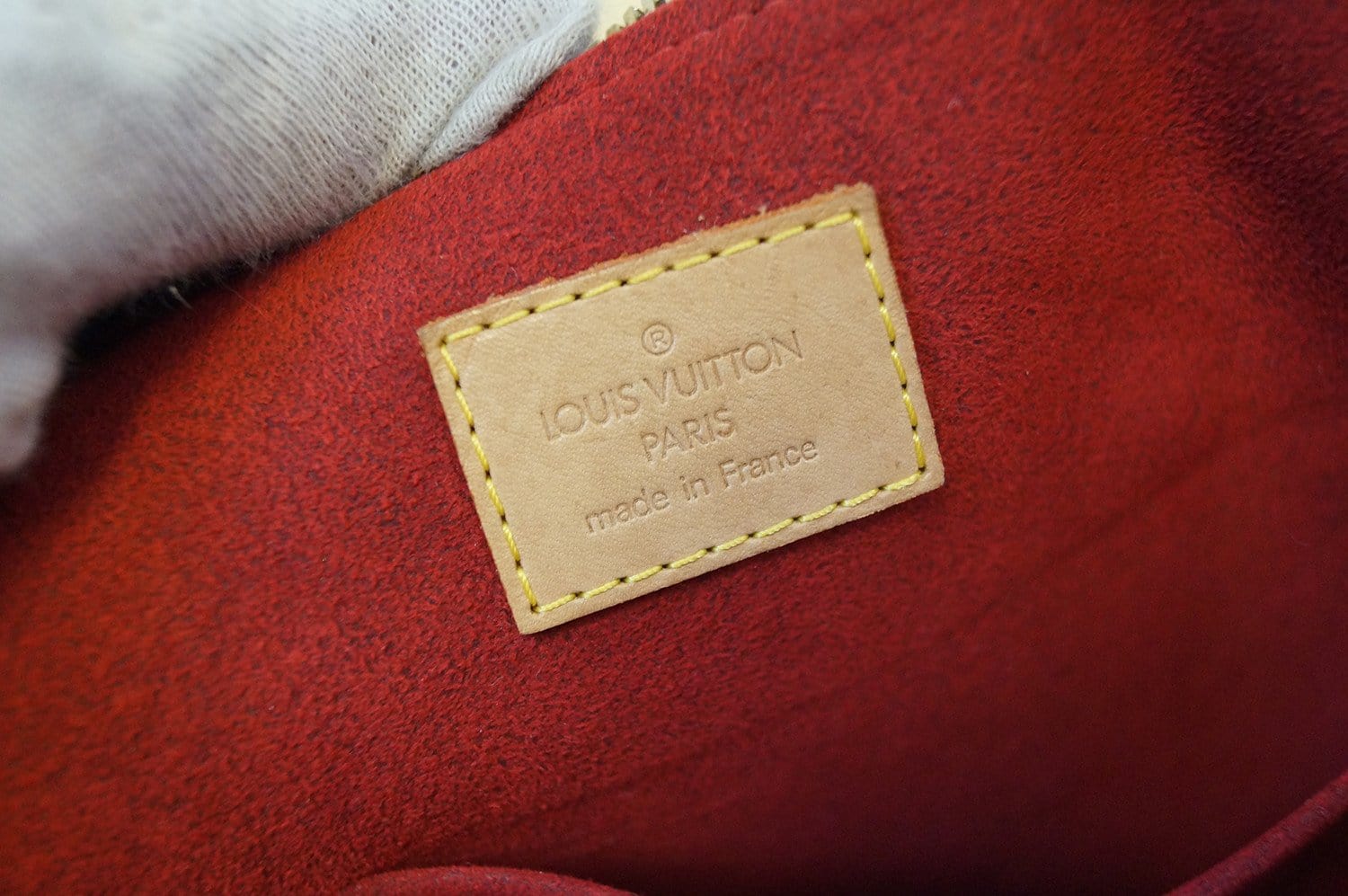 Louis Vuitton Monogram Coussin GM (SHG-27944) – LuxeDH