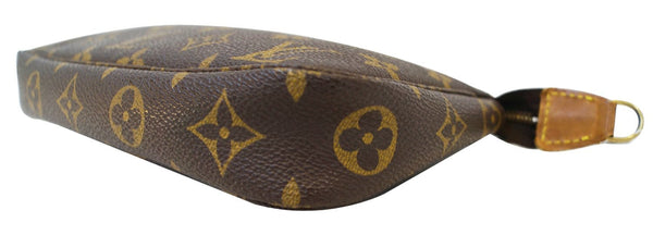LOUIS VUITTON Monogram Pochette Accessoires Crossbody Bag