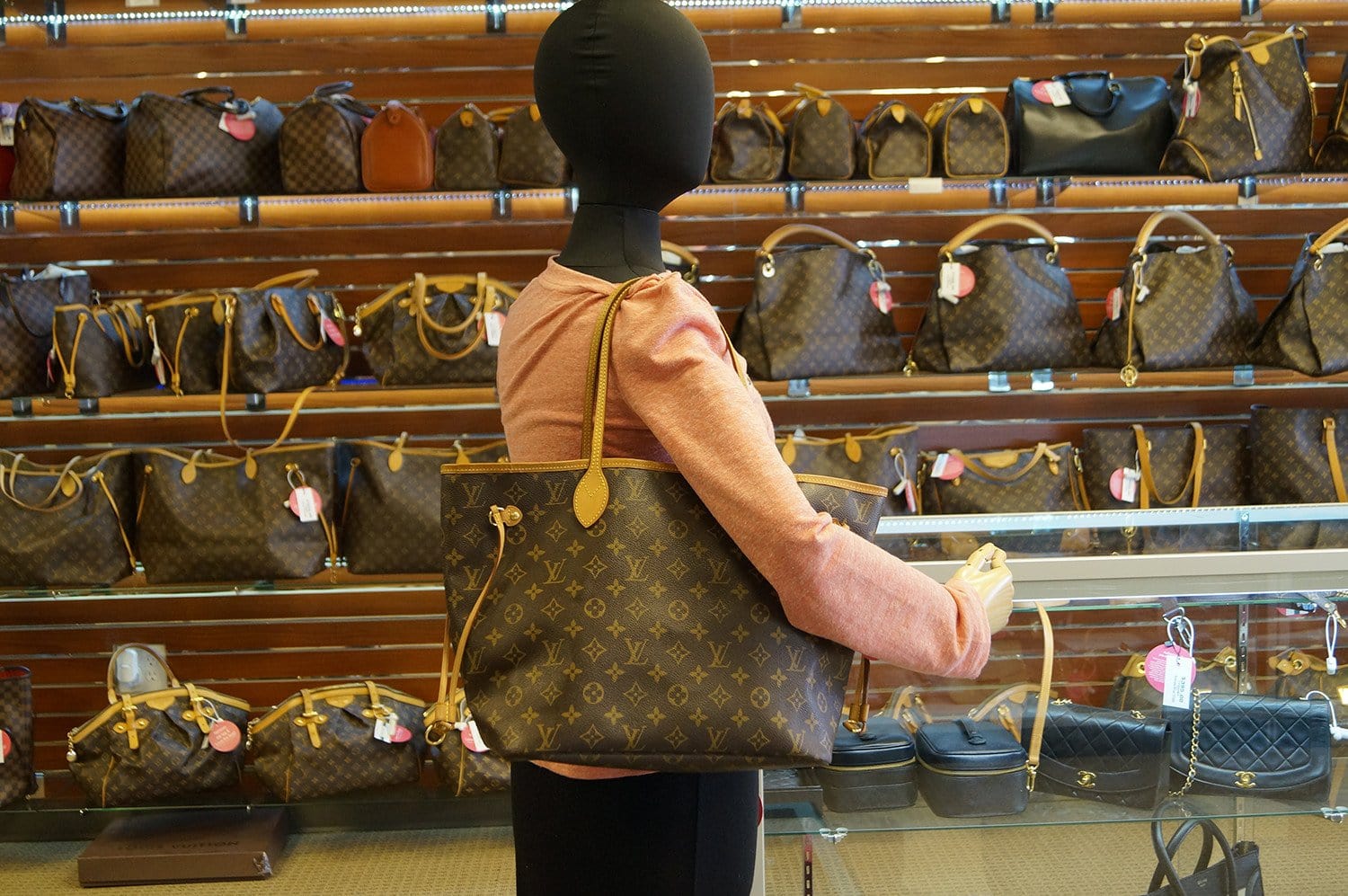 Louis Vuitton, Bags, Louis Vuitton Neverfull Mm Monogram Shoulder Bag