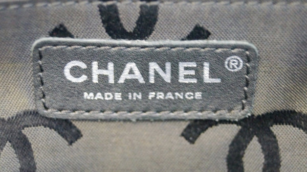 CHANEL Beige/Black Ligne Cambon Large Tote Bag
