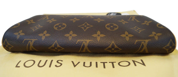 LOUIS VUITTON Monogram Pochette Eva Clutch Shoulder Bag
