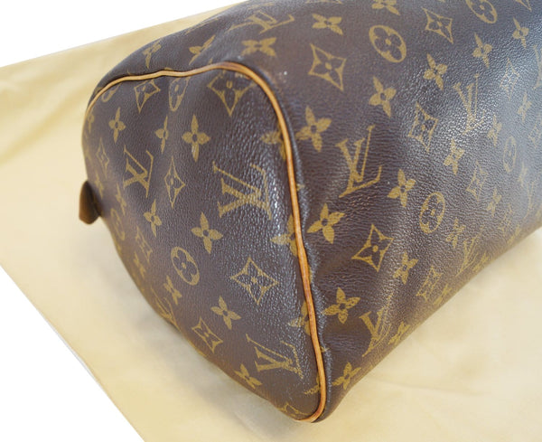 LOUIS VUITTON Monogram Canvas Speedy 30 Bag