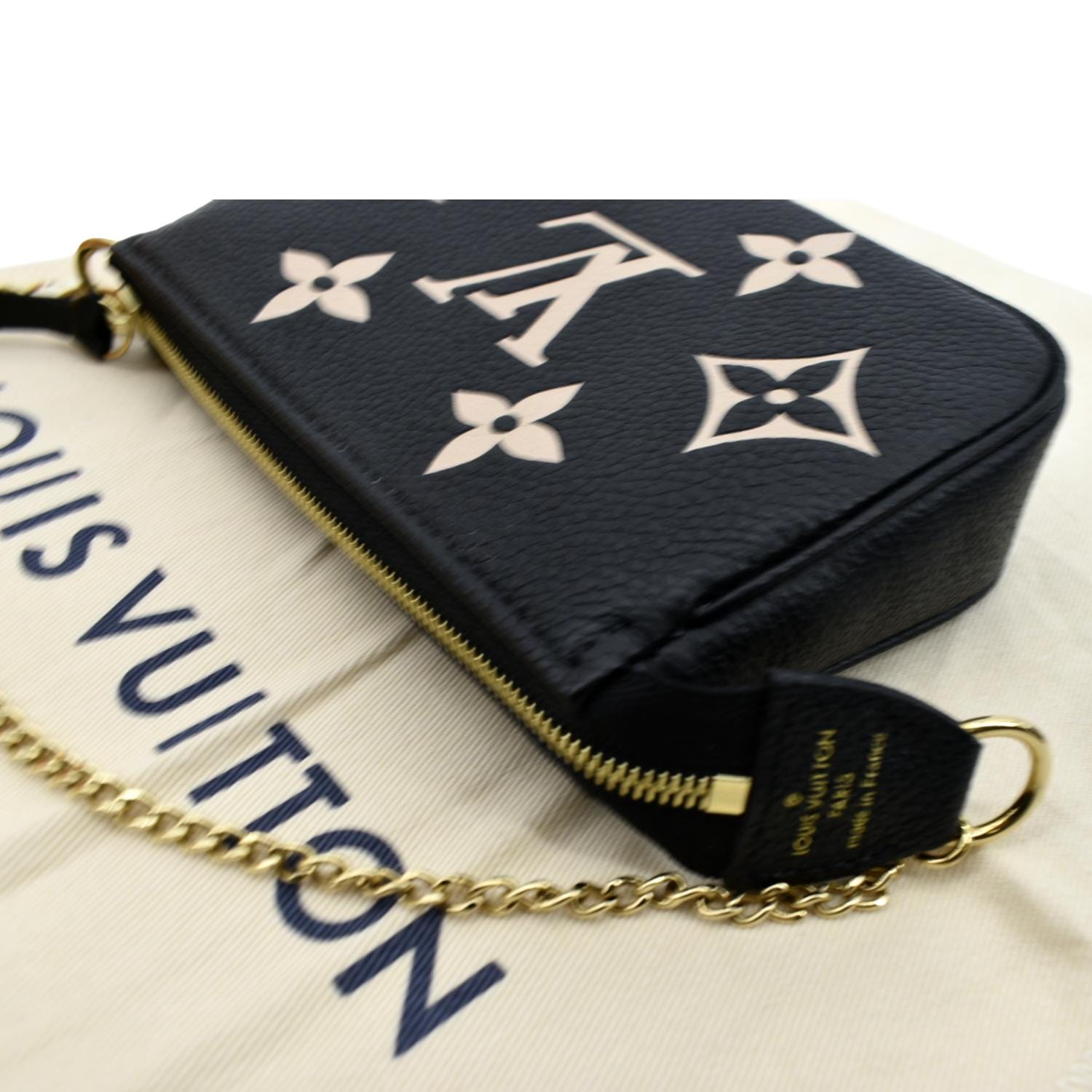 Louis Vuitton Mini Pochette Accessories BiColor Noir - LVLENKA